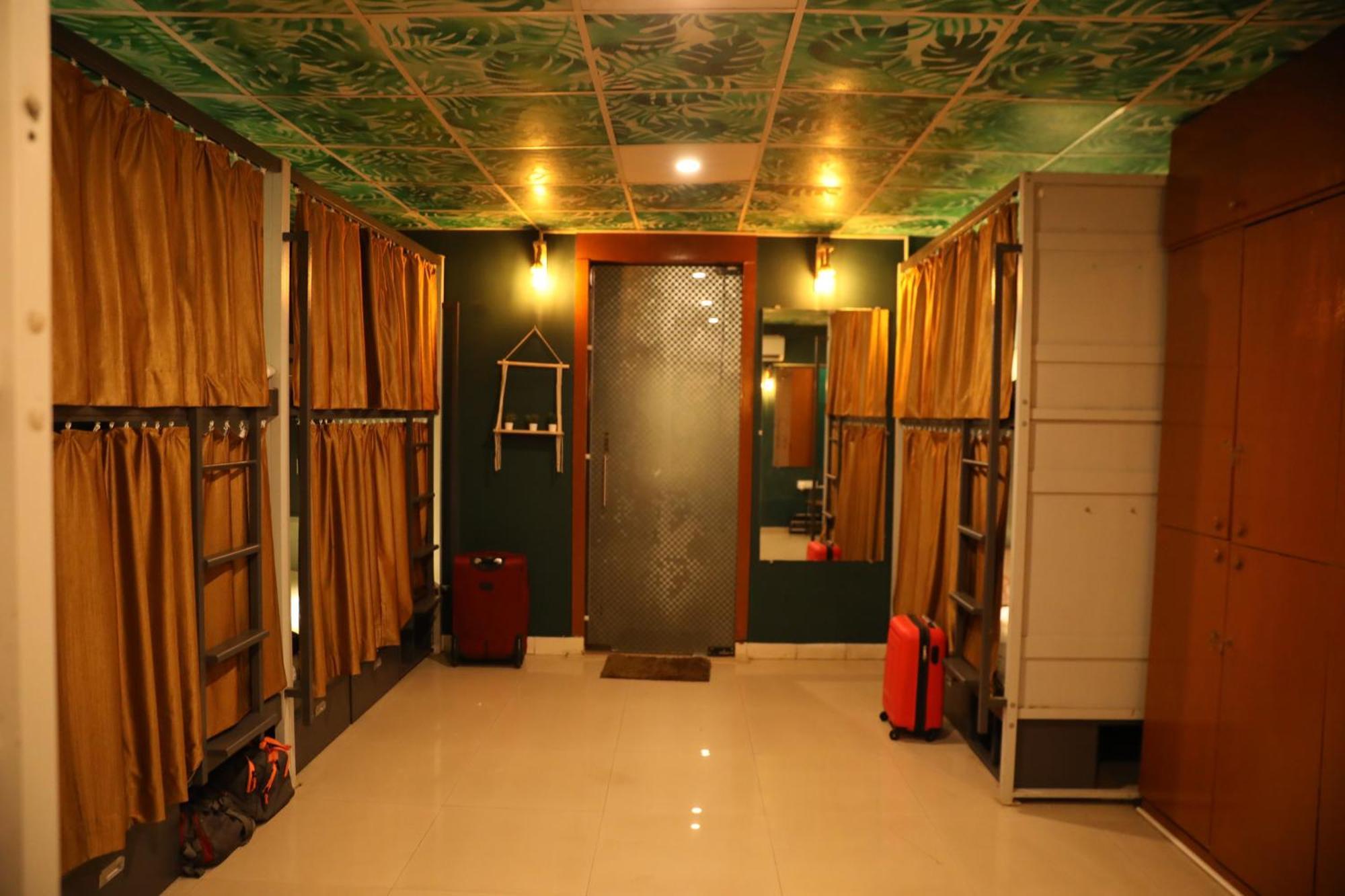 Forrest Hostels 뭄바이 외부 사진